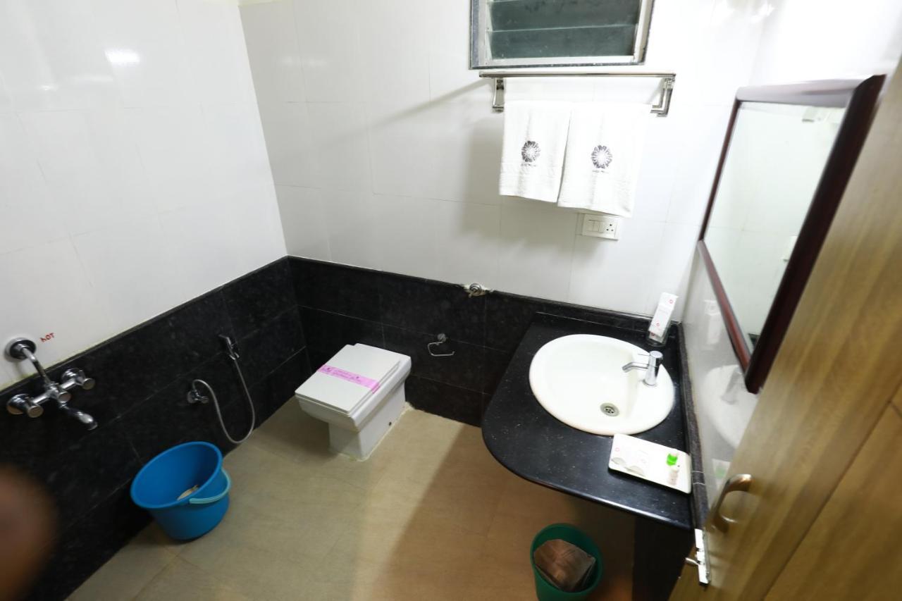 Hotel Mayas Tiruchirappalli Εξωτερικό φωτογραφία