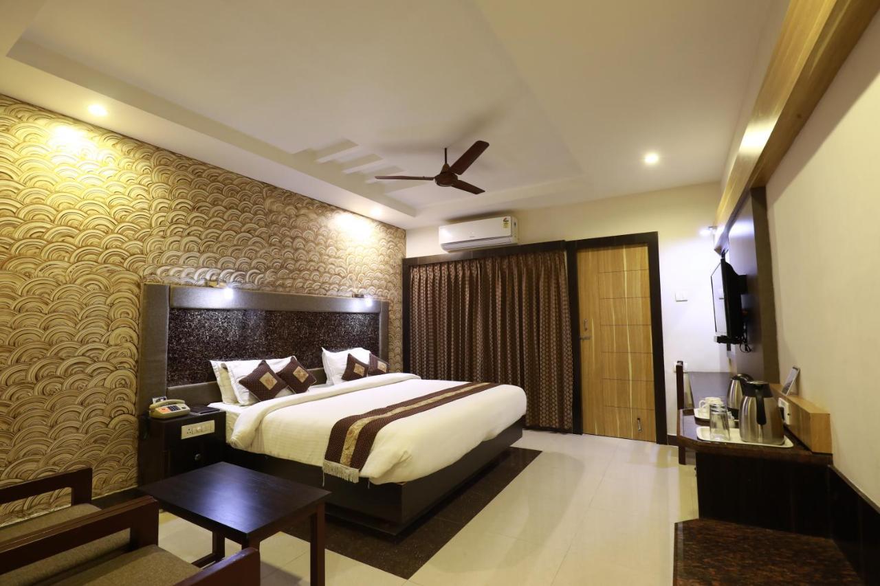 Hotel Mayas Tiruchirappalli Εξωτερικό φωτογραφία