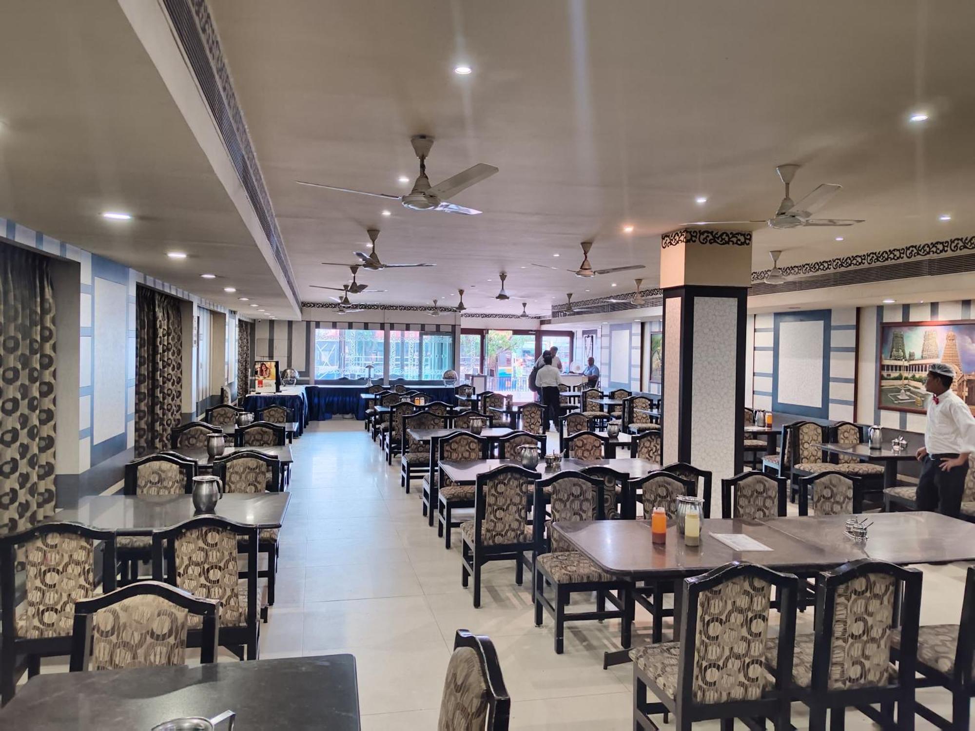 Hotel Mayas Tiruchirappalli Εξωτερικό φωτογραφία