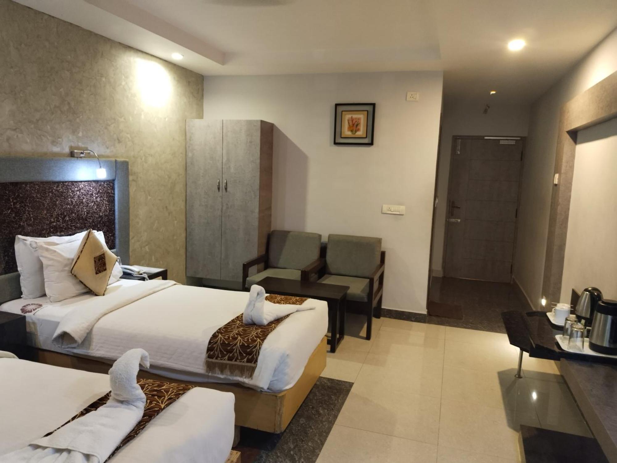 Hotel Mayas Tiruchirappalli Εξωτερικό φωτογραφία